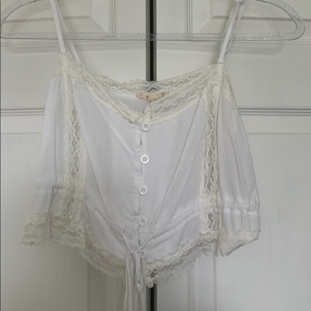 Lace crop cami